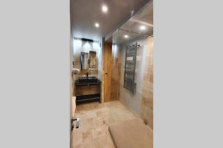 Grand Loft en plein coeur du Vieux-Port - Marselha - 5