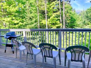 R7 Ski-in Ski-out Bretton Woods Townhome on 2-mile home trail Mt Washington views - Carroll - 1