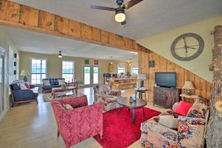 Secluded Anglers Haven - Boat and Fish! - 8