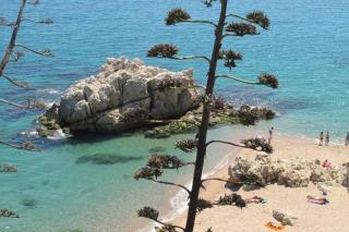 Fantástica casa frente al mar con jardín privado - San Pol de Mar - 1