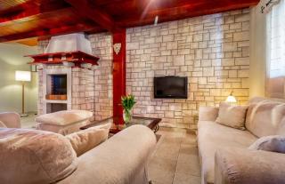Country Villa (3642) - 6