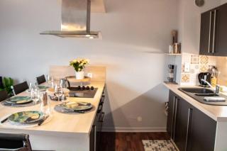 LA PEPITE D'ANNECY - hyper centre & au calme & balcon - 5