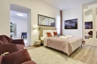 D&A Central Luxury Apartments with FREE Parking - 8