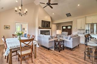 Mountain Refuge with View, 12 Mi to Asheville! - 5