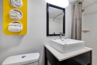 Motel 6 Indianapolis IN - 8