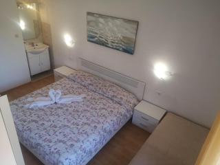 Apartments with parking space Supetarska Draga - Donja, Rab - 4966 - Rab - 3