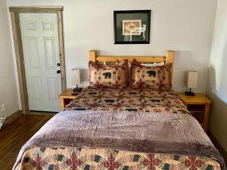 Island Park Lodge - Island Park - 2