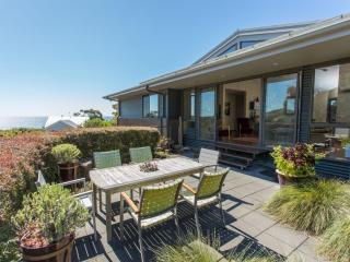Tura Beachhouse in Dolphin Cove - 0