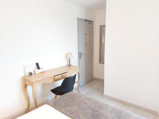 Logis Hôtel Vannes Nord Le Clos Des Hortensias - Locqueltas - 1
