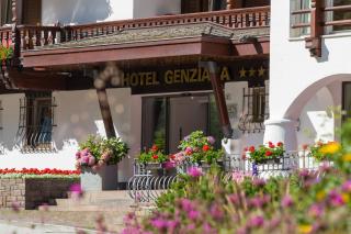 Hotel Genziana - 2
