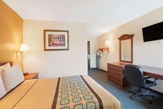 Days Inn by Wyndham Charlotte/Woodlawn Near Carowinds - Charlotte - 4