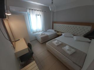 Villa Roussa City Center - Fira - 3