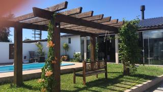 Apartamento inteiro com piscina em Balneário Pinhal - Pinhal - 0