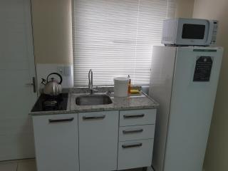 Apto JK Universitário - Express - 6