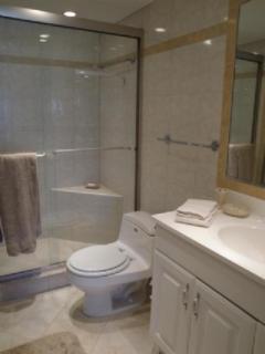 Bahia Soak up the Florida Sunshine - 5