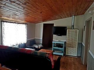 Marble Lake Lodge - Cloyne - 8