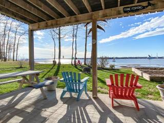 Scenic Harbour View House Waterfront - 8