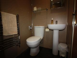 Blairmains Guest House - Kirk of Shotts - 7