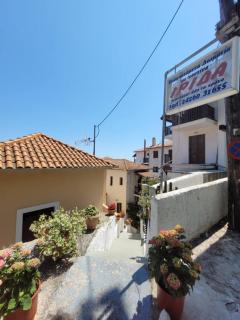 Irida Studios - 6