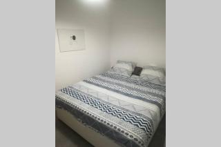 M4 Cool Terrace. 1 min to metro. 15 min to center - Esplugues de Llobregat - 8
