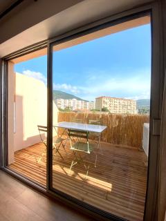 Superbe T2 équipé proche centre ville Ajaccio avec parking - Ajaccio - 6