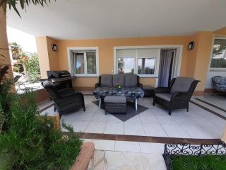 Apartment Hana with a private Pool - Malinska - 1