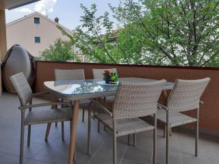 Apartment Mila with Whirlpool - Malinska - 8