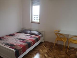 Clock Tower Apartments - Podgorica - 3