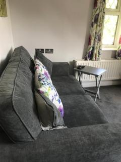 Brampton Luxury Annexe Apartment - 2