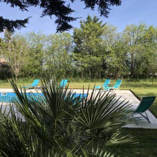 Blacksmiths Cottage in Blanzay - 3 beds - 5