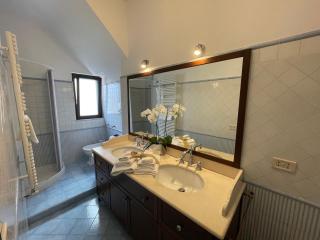 Dimora Bellini Apartment and Rooms - Castellana Grotte - 2