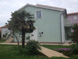Chillout Apartments with Pool Patricia - Fažana - 1