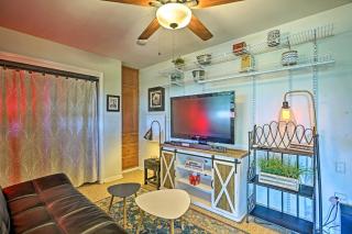 Quaint Garden City Studio with Hot Tub Pets Welcome - 6