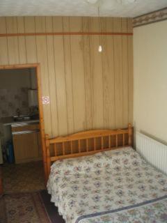 2 berth ground floor flat Apsley 2 - 2