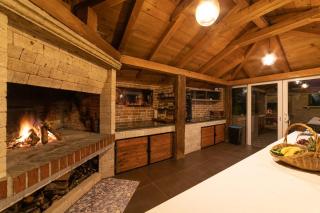 Holiday Home Chester with Heated Pool - Kaštela - 2