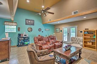 Lake Texoma Cabin - 1 Mi to Park and Boat Ramp! - Willow Spring - 6