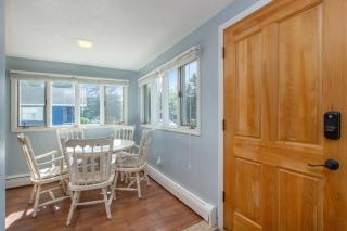 Harbor Charm - Harbor Springs - 1