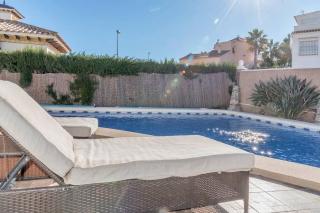 Stunning five bedroom Villa with fabulous swimming pool. - Villamartin - 7