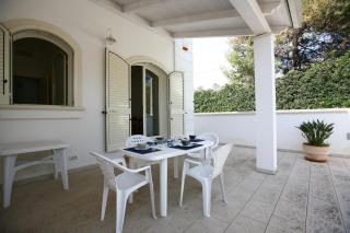 Le Bianche ville con patio privato a un passo dal mare - 1