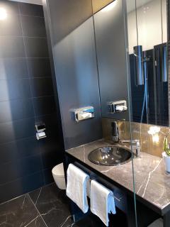 Primetime Hotel - 4