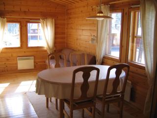 Jeris Lakeside Resort Cabins - Muonio - 4