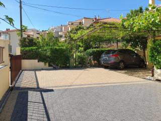 Apartments Raos - 9