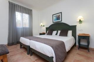 Insotel Cala Mandia Resort - Cala Mendia - 3