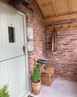 The Stable, Yew Tree Farm Holidays, Tattenhall, Chester - 8