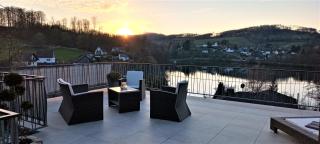 Exklusive Ferienwohnung im Ferienhaus "Agger-Blick" mit riesiger Seeblick-Terrasse, Sauna, E-Kamin & Kajak - Gummersbach - 5