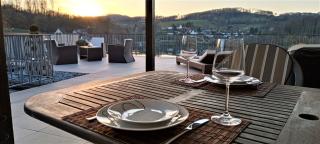 Exklusive Ferienwohnung im Ferienhaus "Agger-Blick" mit riesiger Seeblick-Terrasse, Sauna, E-Kamin & Kajak - Gummersbach - 6