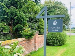 The Cottage, Yew Tree Farm Holidays, Tattenhall, Chester - 4