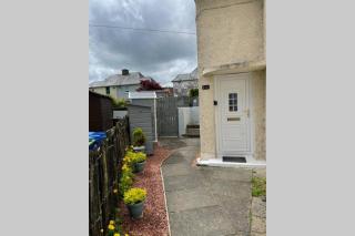 Beautiful two bedroom flat by the Loch - Balloch - 0