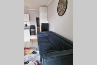 9th Green, Mill Park - 2