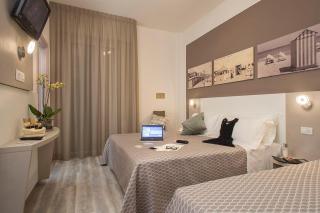 Hotel Marcus - Bellaria-Igea Marina - 0